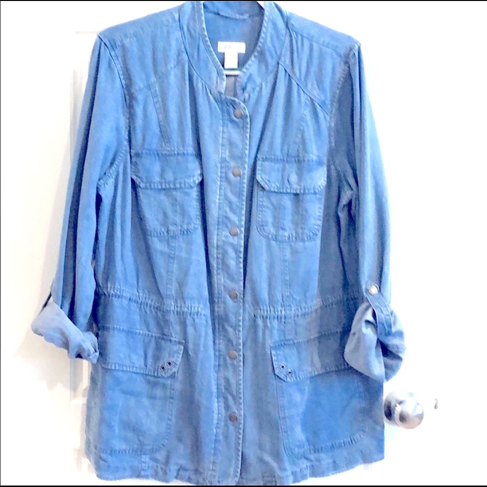 Stylish Light-Wash Chambray Lightweight Utility Jacket Pockets Snaps Closure - Picture 1 of 16